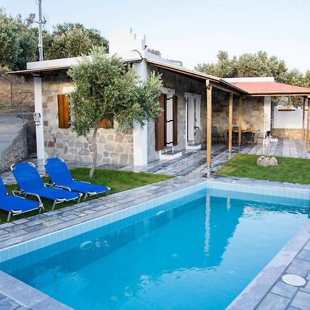 Villa Aloni In Triopetra Luaran gambar